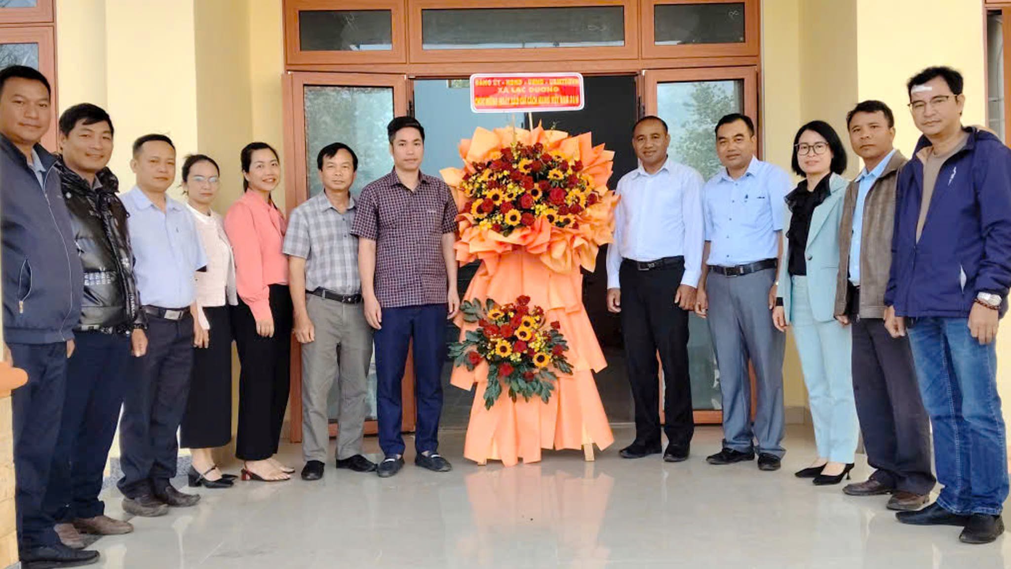 LÃNH ĐẠO XÃ LẠC DƯƠNG THĂM, CHÚC MỪNG NGÀY BÁO CHÍ CÁCH MẠNG VIỆT NAM 21/6
