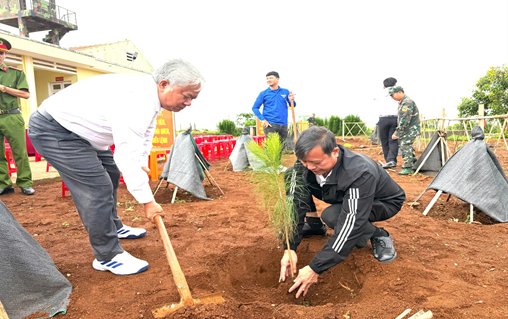THUẬN HẠNH: TỔ CHỨC LỄ PHÁT ĐỘNG TẾT TRỒNG CÂY “ĐỜI ĐỜI NHỚ ƠN BÁC HỒ” NĂM 2026