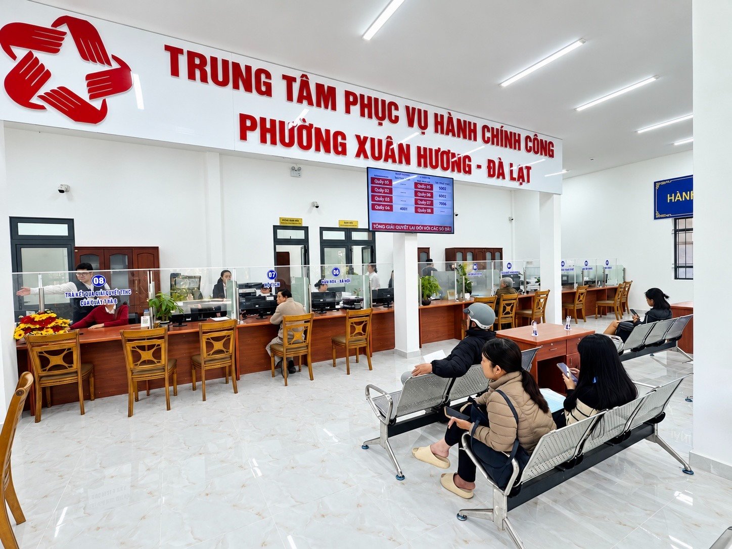 Hiện đại hóa công tác chứng thực tại Trung tâm Phục vụ hành chính công phường Xuân Hương - Đà Lạt