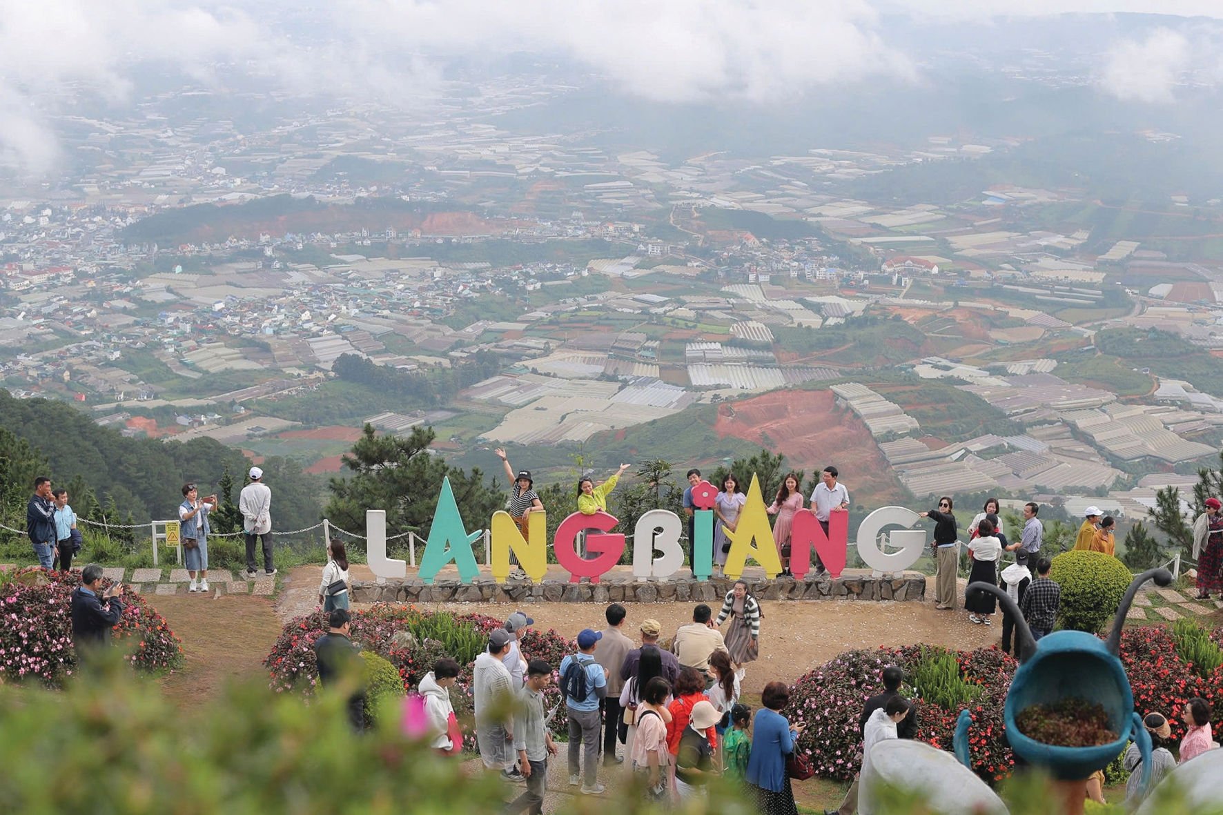 Để du lịch trở thành ngành kinh tế động lực