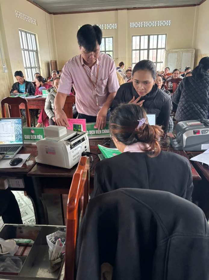 GIẢM LÃI SUẤT – GIẢI NGÂN NHANH: HỖ TRỢ THIẾT THỰC CHO VÙNG LŨ ĐƠN DƯƠNG