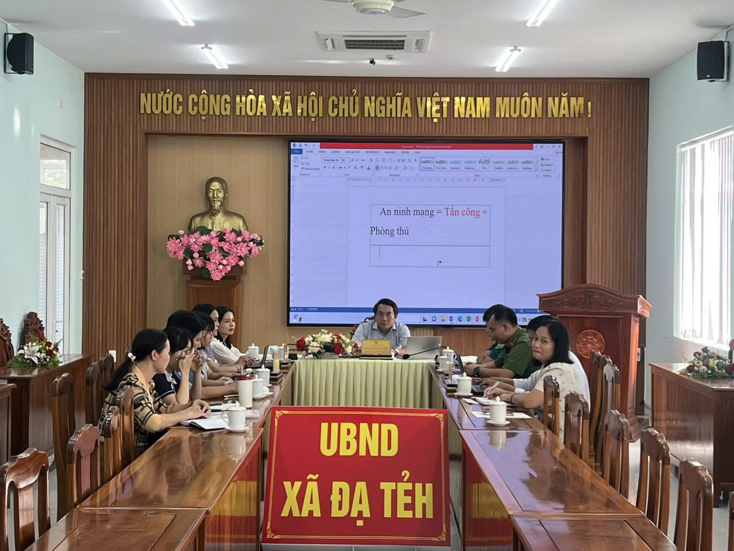 Xã Đạ Tẻh nâng cao năng lực bảo đảm an ninh mạng, đáp ứng yêu cầu chuyển đổi số tại cơ sở