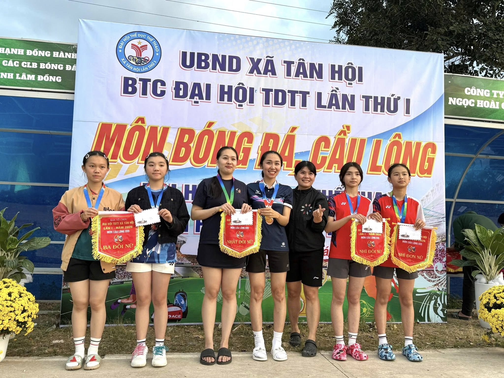 Trao giải môn cầu lông đại hội Thể dục thể thao xã Tân Hội lần thứ I - năm 2026