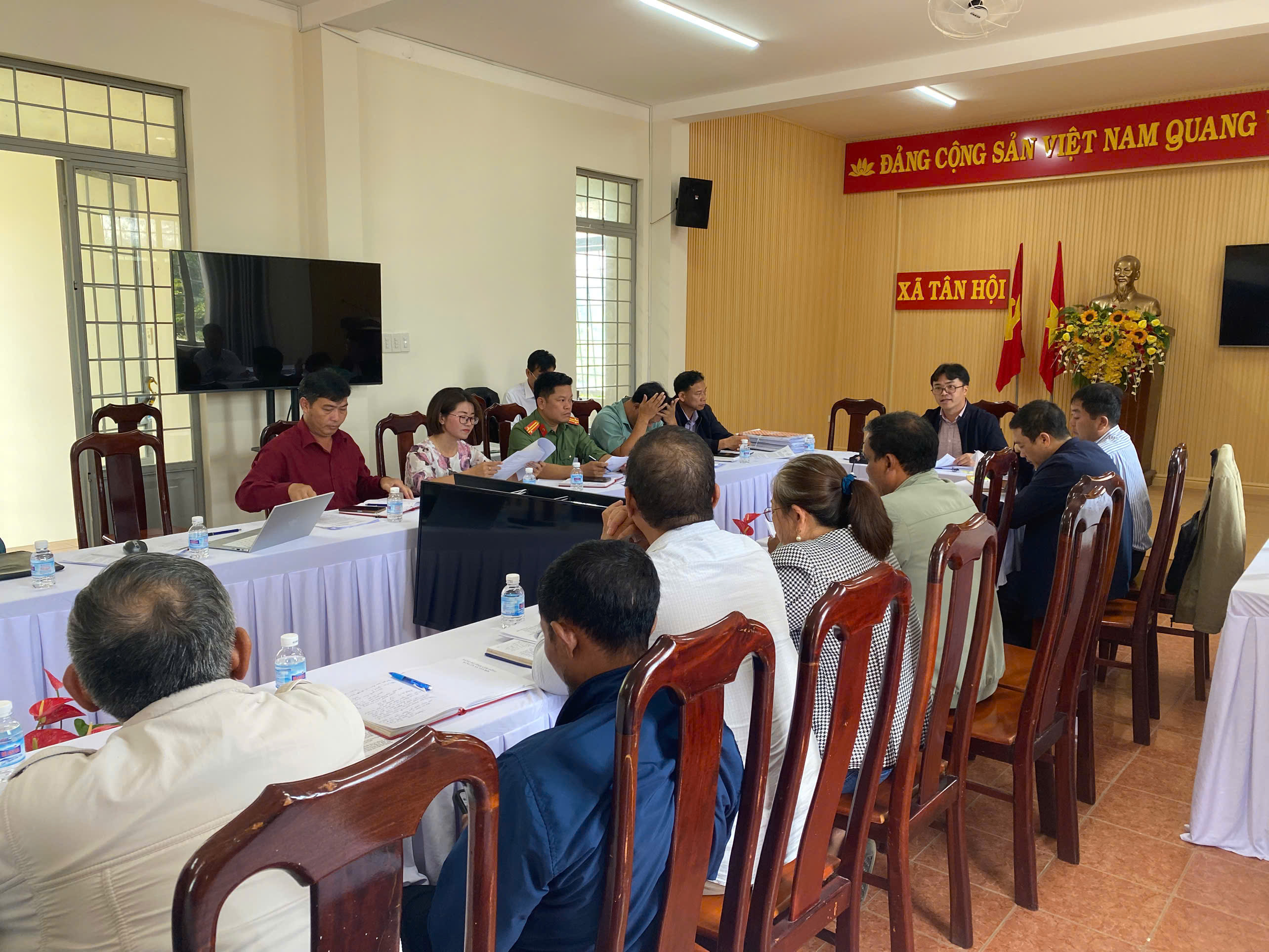 Hội nghị triển khai công tác đo đạc kiểm đếm để thực hiện GPMB và xây dựng giá đất Dự án đầu tư xây dựng đường bộ cao tốc Bảo Lộc - Liên Khương