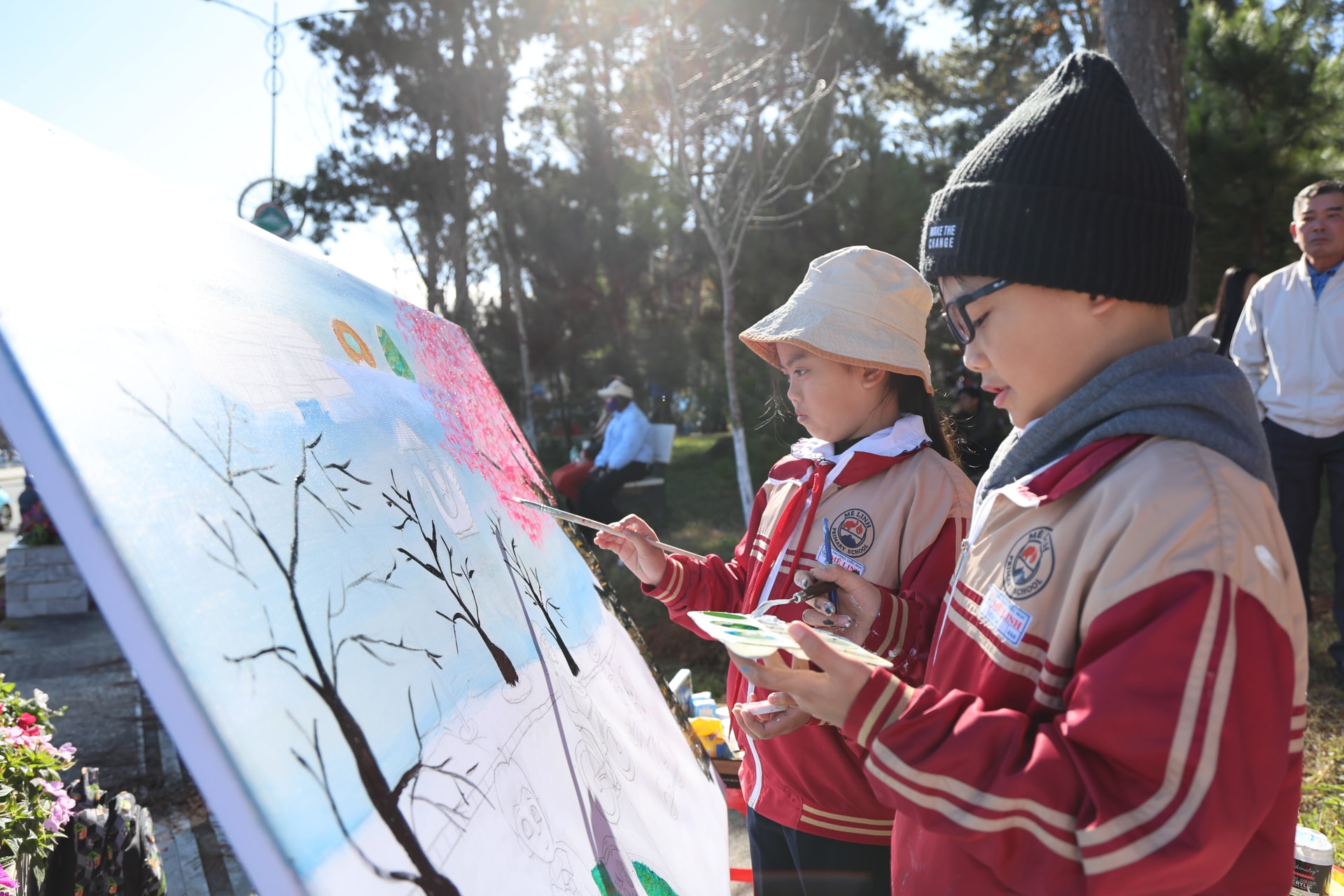 Hội thi vẽ tranh thiếu nhi hưởng ứng Lễ hội hoa mai anh đào - Đà Lạt Xuân 2026
