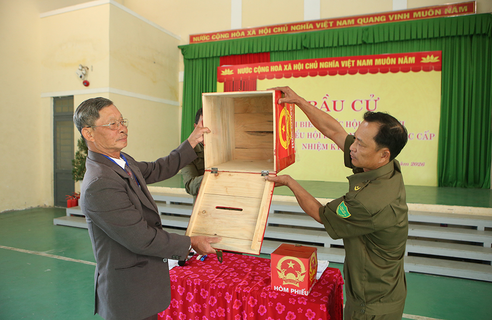 Phường B’Lao khai mạc đồng loạt 24 điểm bầu cử