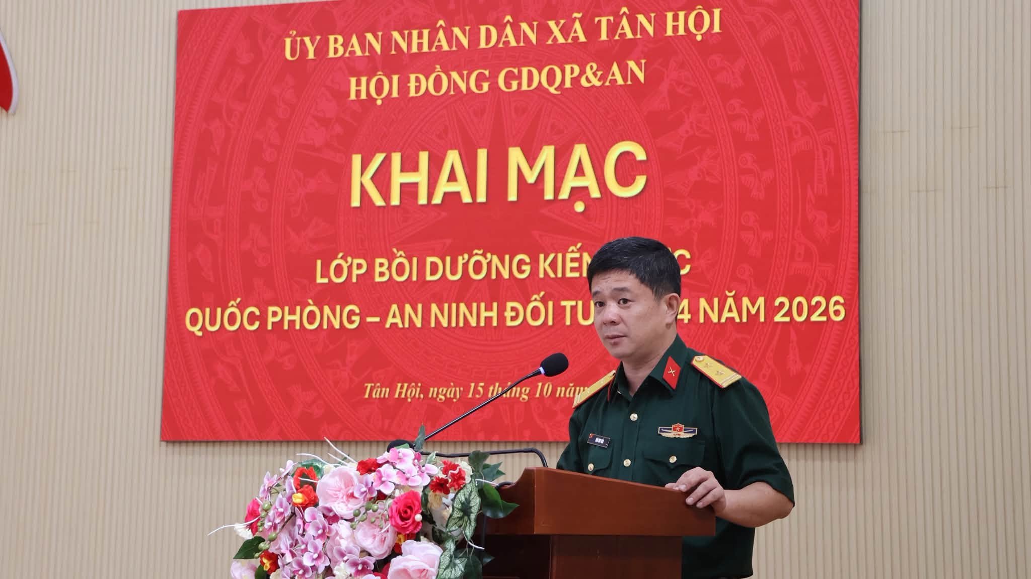 Hội đồng Giáo dục quốc phòng và an ninh xã Tân Hội tổ chức khai giảng lớp bồi dưỡng kiến thức quốc phòng và an ninh cho đối tượng 4 năm 2026