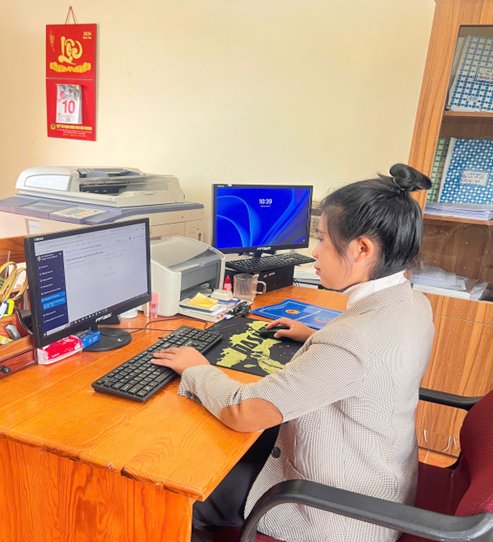 CƠ QUAN VĂN PHÒNG HĐND VÀ UBND XÃ LẠC DƯƠNG ĐẨY MẠNH CẢI CÁCH HÀNH CHÍNH, NÂNG CAO CHẤT LƯỢNG GIẢI QUYẾT THỦ TỤC HÀNH CHÍNH