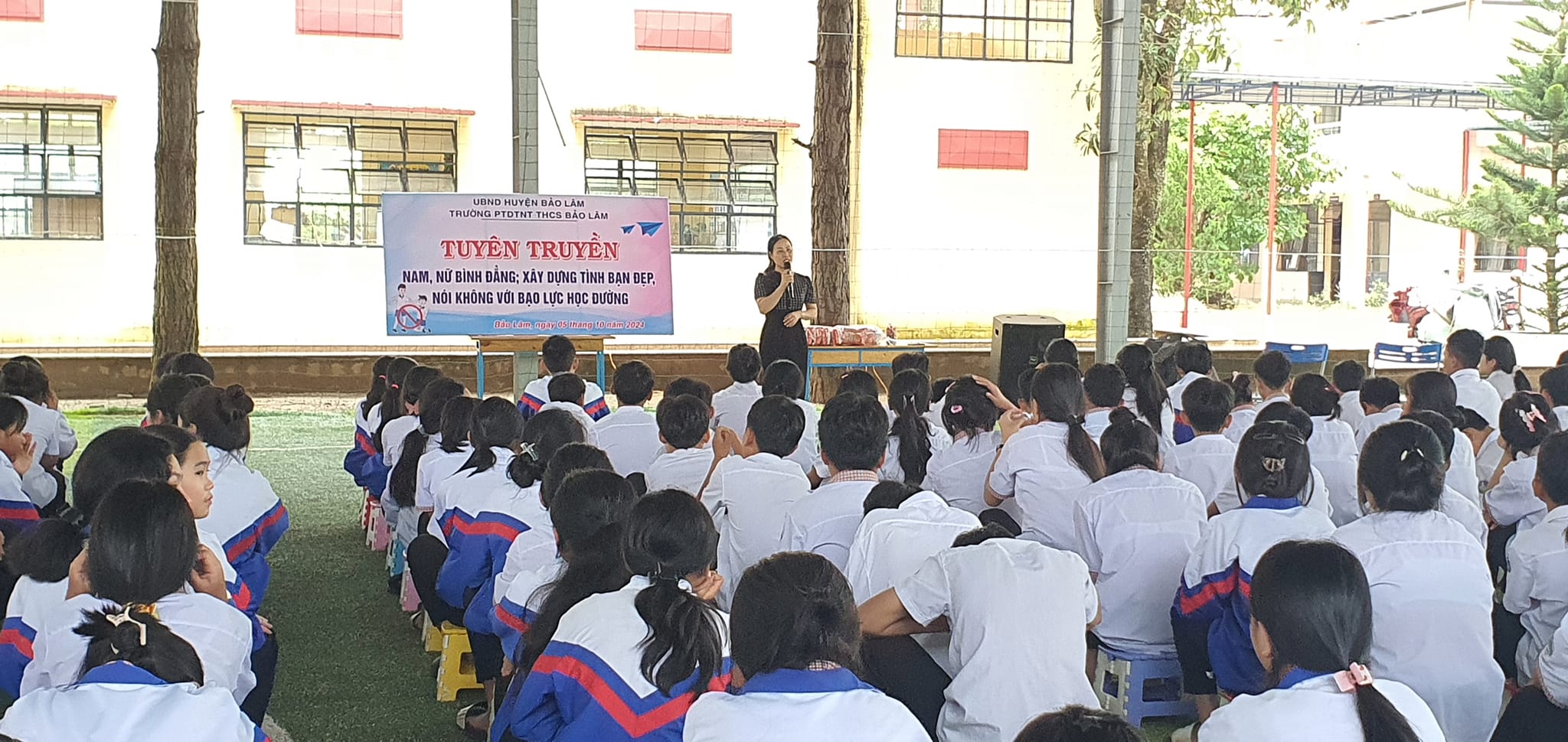 CHUYÊN ĐỀ "NAM, NỮ BÌNH ĐẲNG - XÂY DỰNG TÌNH BẠN ĐẸP, NÓI KHÔNG VỚI BẠO LỰC HỌC ĐƯỜNG"