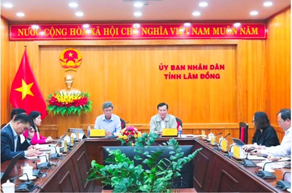 UBND tỉnh Lâm Đồng họp nghe báo cáo tiến độ xây dựng Trường Phổ thông nội trú liên cấp tại các xã biên giới