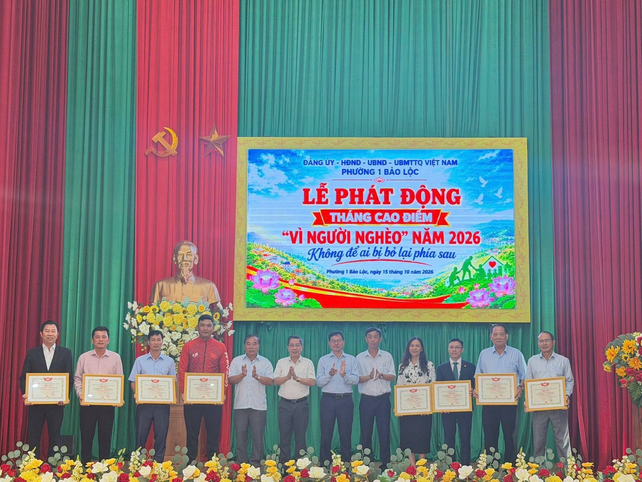  Phường 1 Bảo Lộc tiếp nhận 637 triệu đồng tại lễ phát động tháng cao điểm Vì người nghèo năm 2026