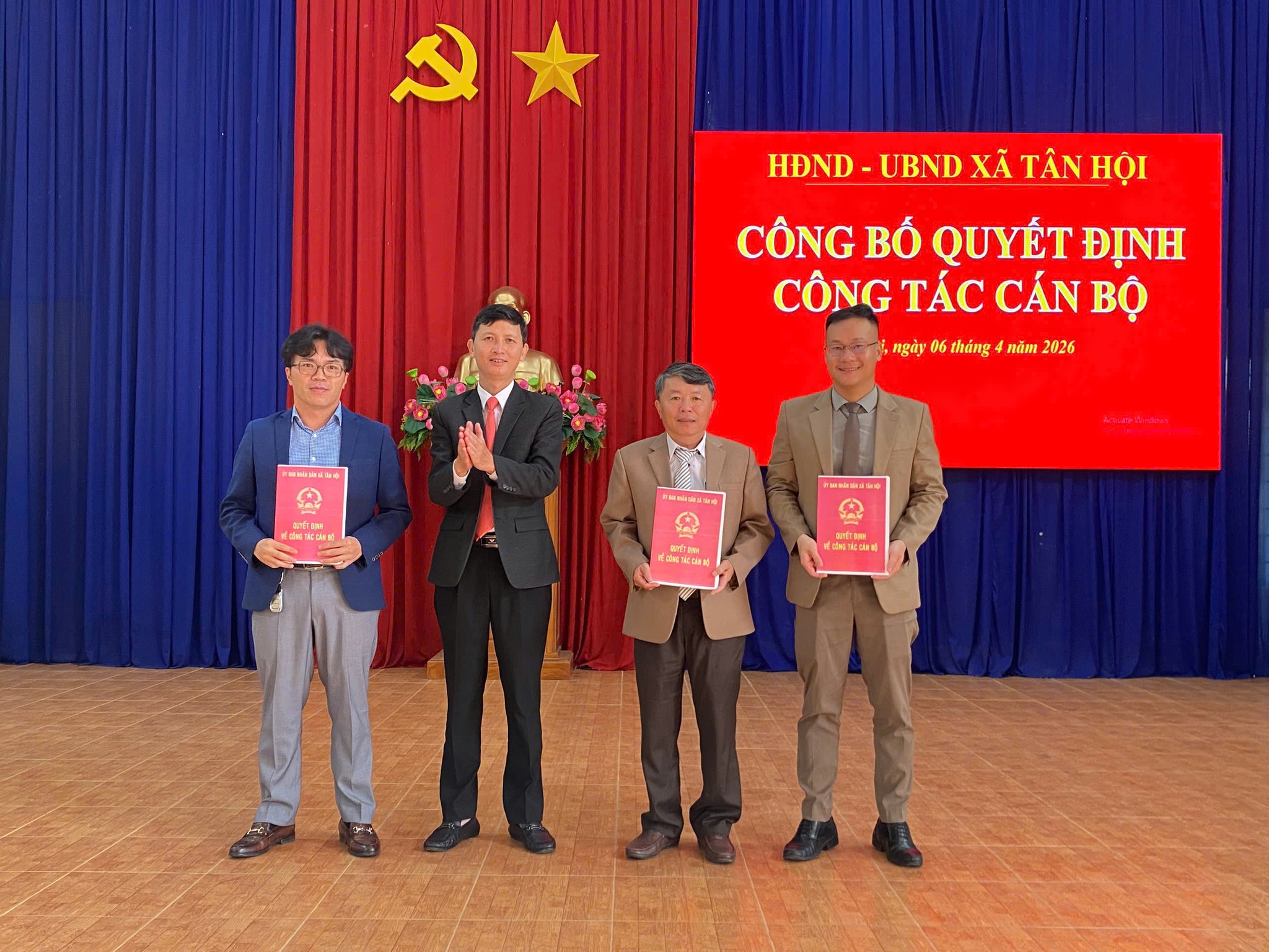 HỘI NGHỊ CÔNG BỐ QUYẾT ĐỊNH CÔNG TÁC CÁN BỘ THÁNG 4 NĂM 2026