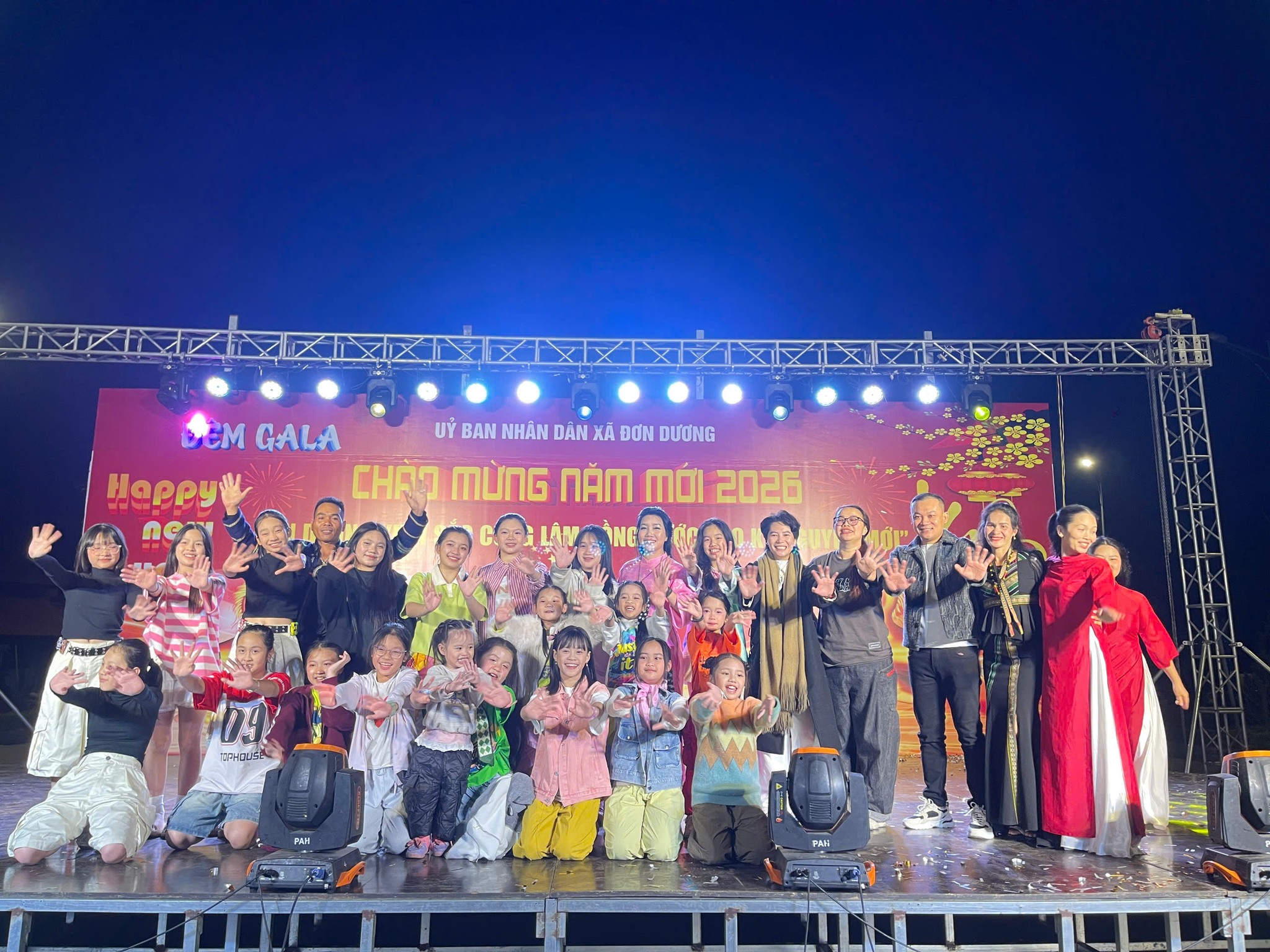 ĐƠN DƯƠNG TỔ CHỨC ĐÊM GALA CHÀO MỪNG NĂM MỚI 2026