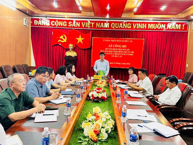 Công bố Quyết định thành lập Ban đại diện Hội đồng quản trị Ngân hàng Chính sách xã hội xã Đức An