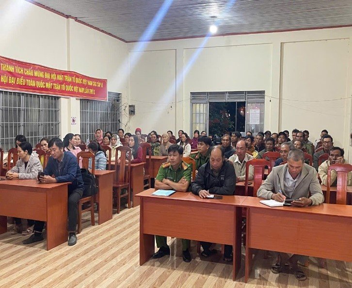 QUẢNG LẬP TĂNG CƯỜNG TUYÊN TRUYỀN, PHỔ BIẾN PHÁP LUẬT TẠI CÁC THÔN VÙNG ĐỒNG BÀO DÂN TỘC THIỂU SỐ
