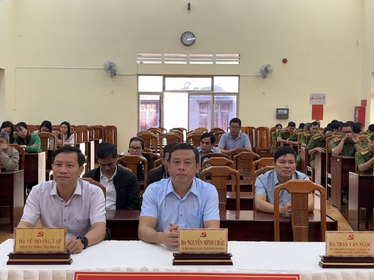 Lễ chào cờ và sinh hoạt chính trị tháng 12 năm 2025