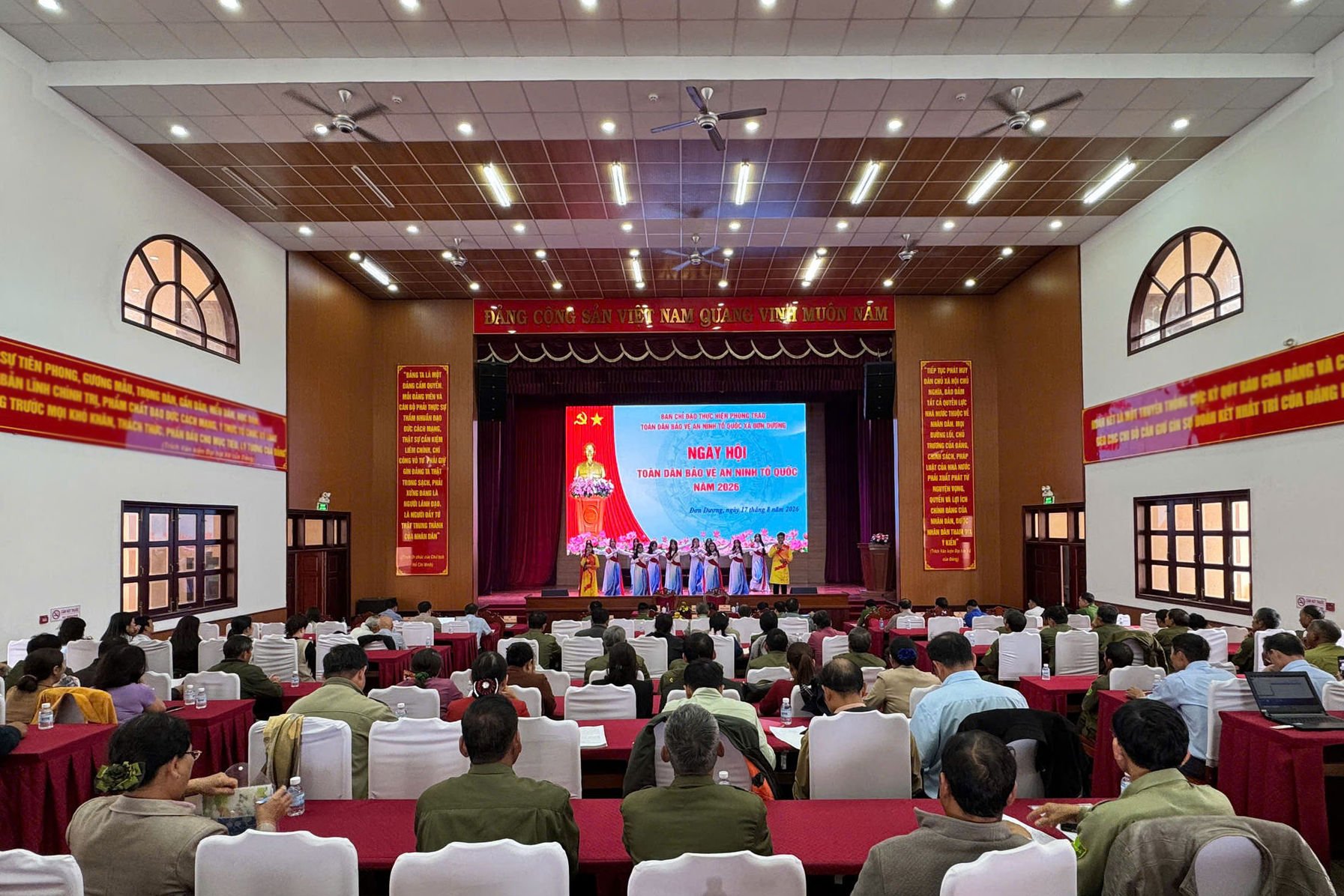 Đơn Dương tổ chức Ngày hội toàn dân bảo vệ an ninh Tổ quốc