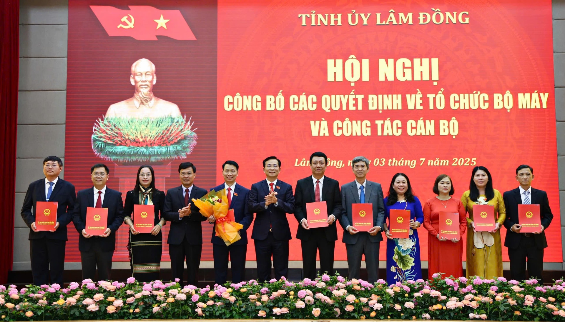 Vận hành chính quyền địa phương 2 cấp ở Lâm Đồng:Tinh gọn - hiệu lực - vì Nhân dân phục vụ