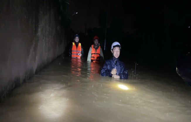 Cảnh báo nguy cơ mưa lớn kéo dài gây ngập úng cục bộ tại một số khu vực trên địa bàn Phường 3 Bảo Lộc do ảnh hưởng của cơn bão số 2