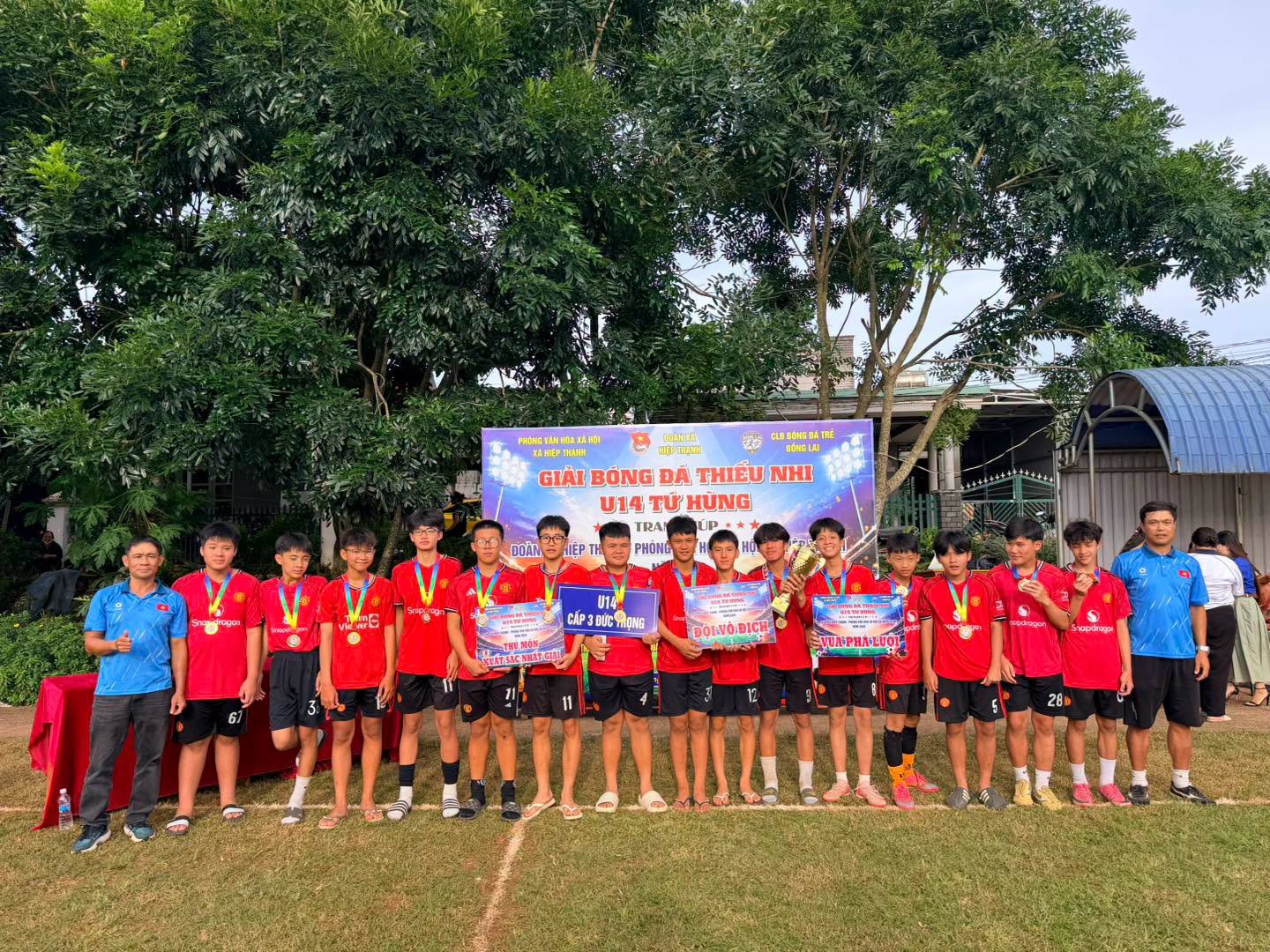 GIẢI BÓNG ĐÁ THIẾU NHI U14 TỨ HÙNG TRANH CÚP ĐOÀN XÃ HIỆP THẠNH, PHÒNG VĂN HOÁ - XÃ HỘI XÃ NĂM 2026 THÀNH CÔNG TỐT ĐẸP