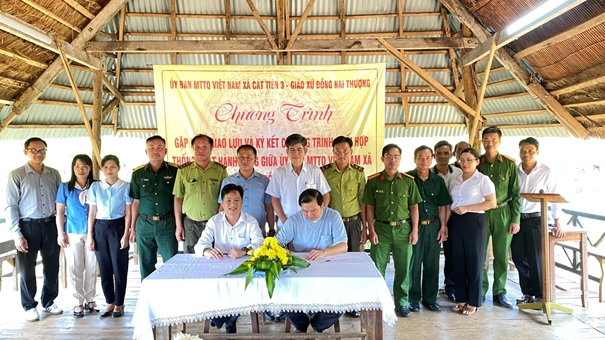 Gặp mặt, giao lưu và ký kết chương trình phối hợp giữa UBMTTQ Việt Nam xã Cát Tiên 3 và Giáo xứ Đồng Nai Thượng