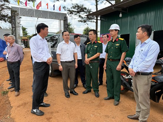 Đoàn giám sát của Ủy ban Kiểm tra Trung ương và Tỉnh ủy Lâm Đồng làm việc với Ban Thường vụ Đảng ủy xã Quảng Trực