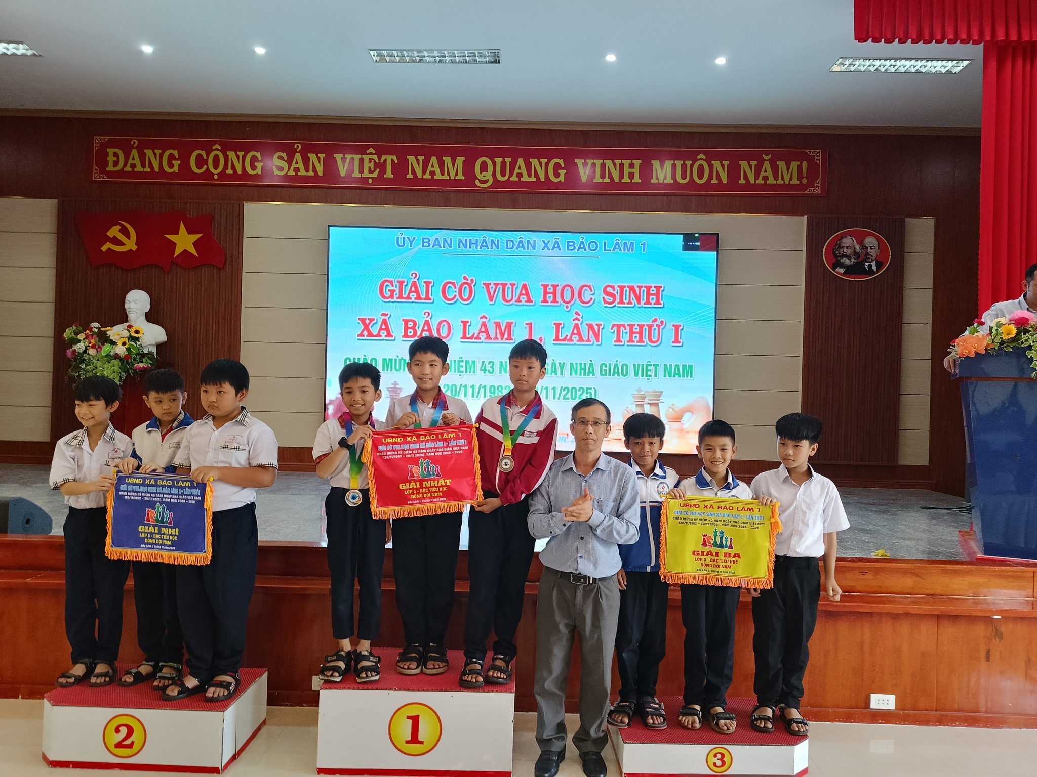 HỌC SINH TRƯỜNG TIỂU HỌC TRẦN QUỐC TOẢN THAM GIA GIẢI CỜ VUA XÃ BẢO LÂM 1 – LẦN THỨ I