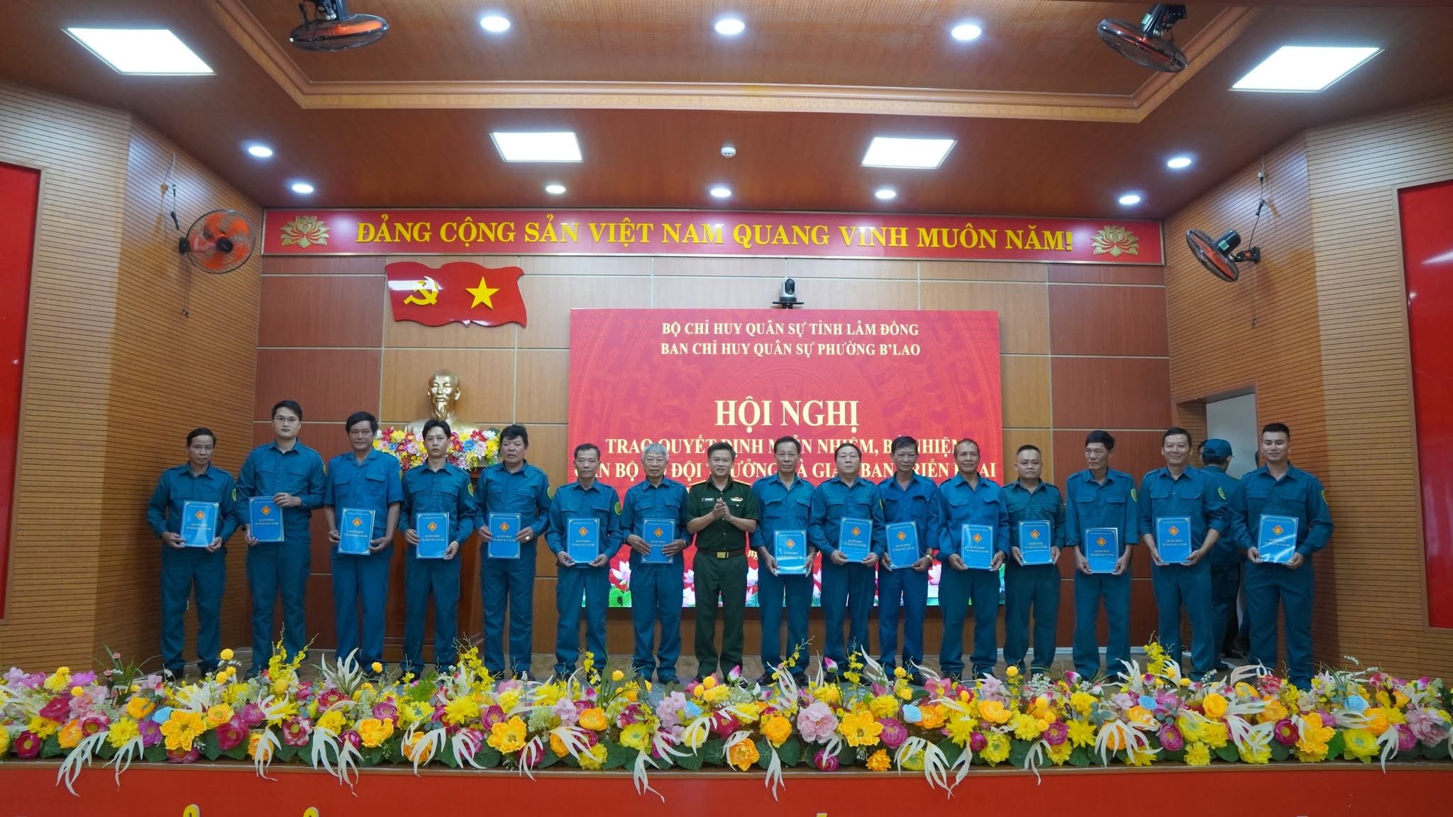 Phường B'Lao công bố quyết định miễn nhiệm, bổ nhiệm cán bộ Tổ đội trưởng