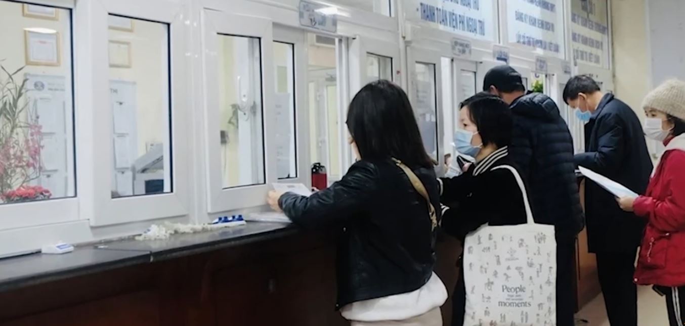 Người dân đi khám bệnh không cần xuất trình thẻ BHYT giấy
