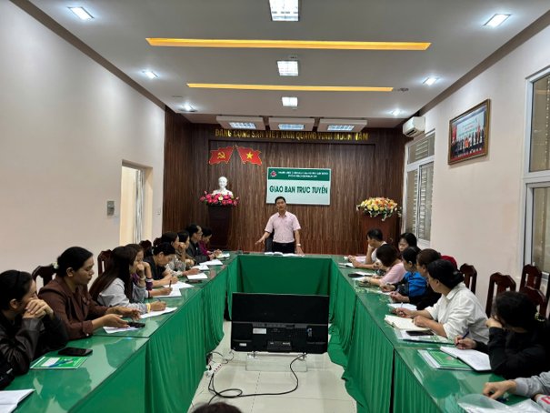 Phường B’Lao: Hội đoàn thể nhận ủy thác phối hợp NHCSXH Bảo Lộc đẩy mạnh thu nợ tự động