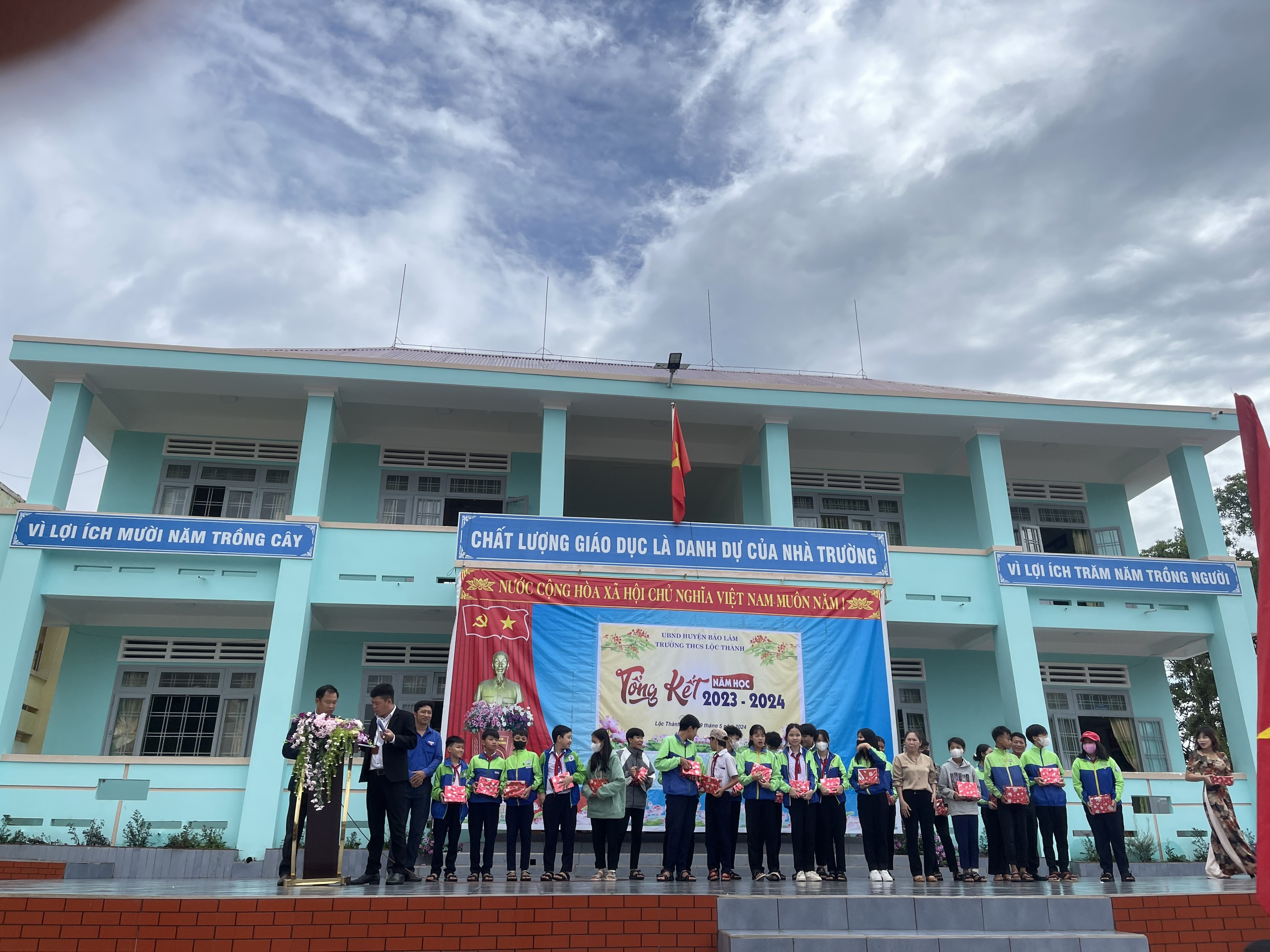 LỄ TỔNG KẾT NĂM HỌC 2023 - 2024