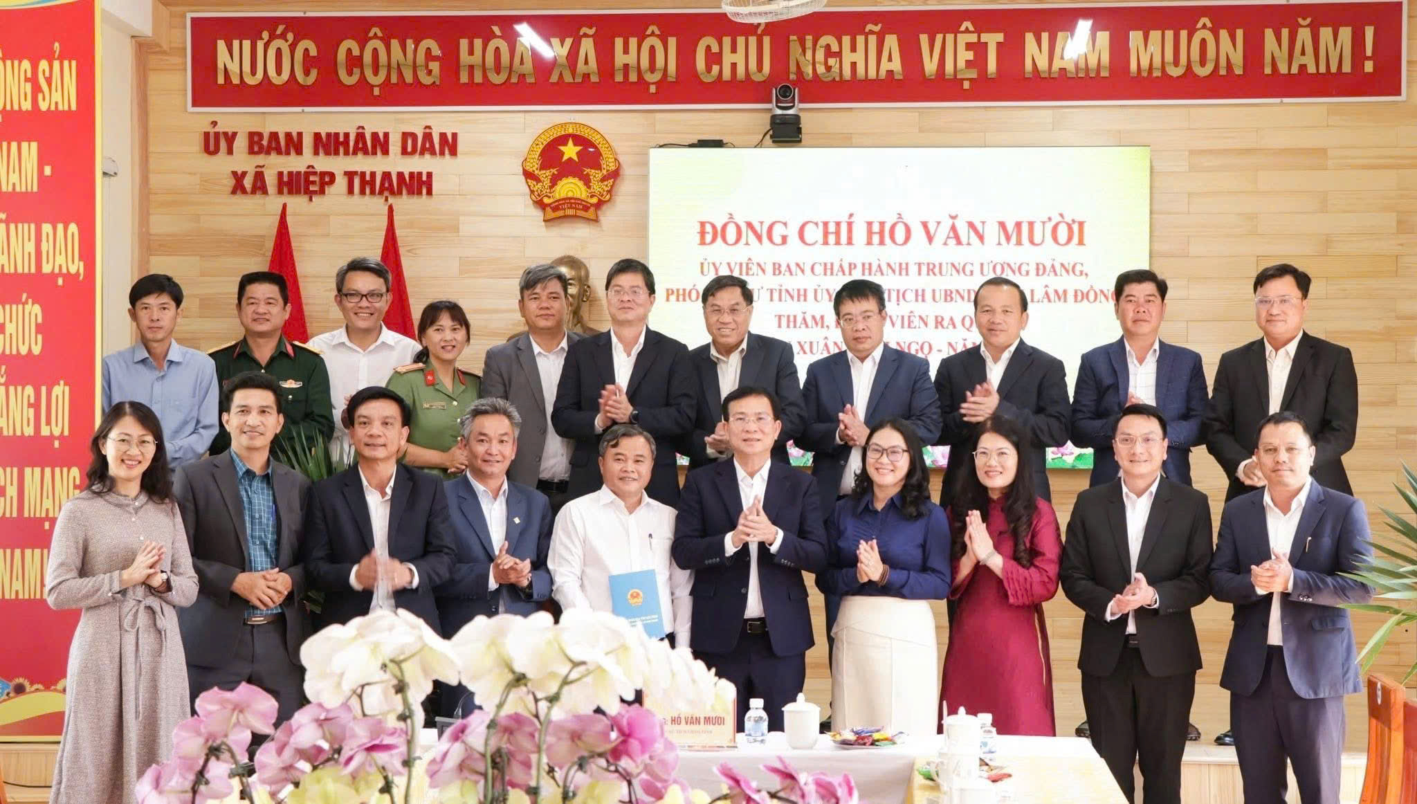 LÃNH ĐẠO UBND TỈNH THĂM, ĐỘNG VIÊN RA QUÂN ĐẦU XUÂN TẠI UBND XÃ HIỆP THẠNH