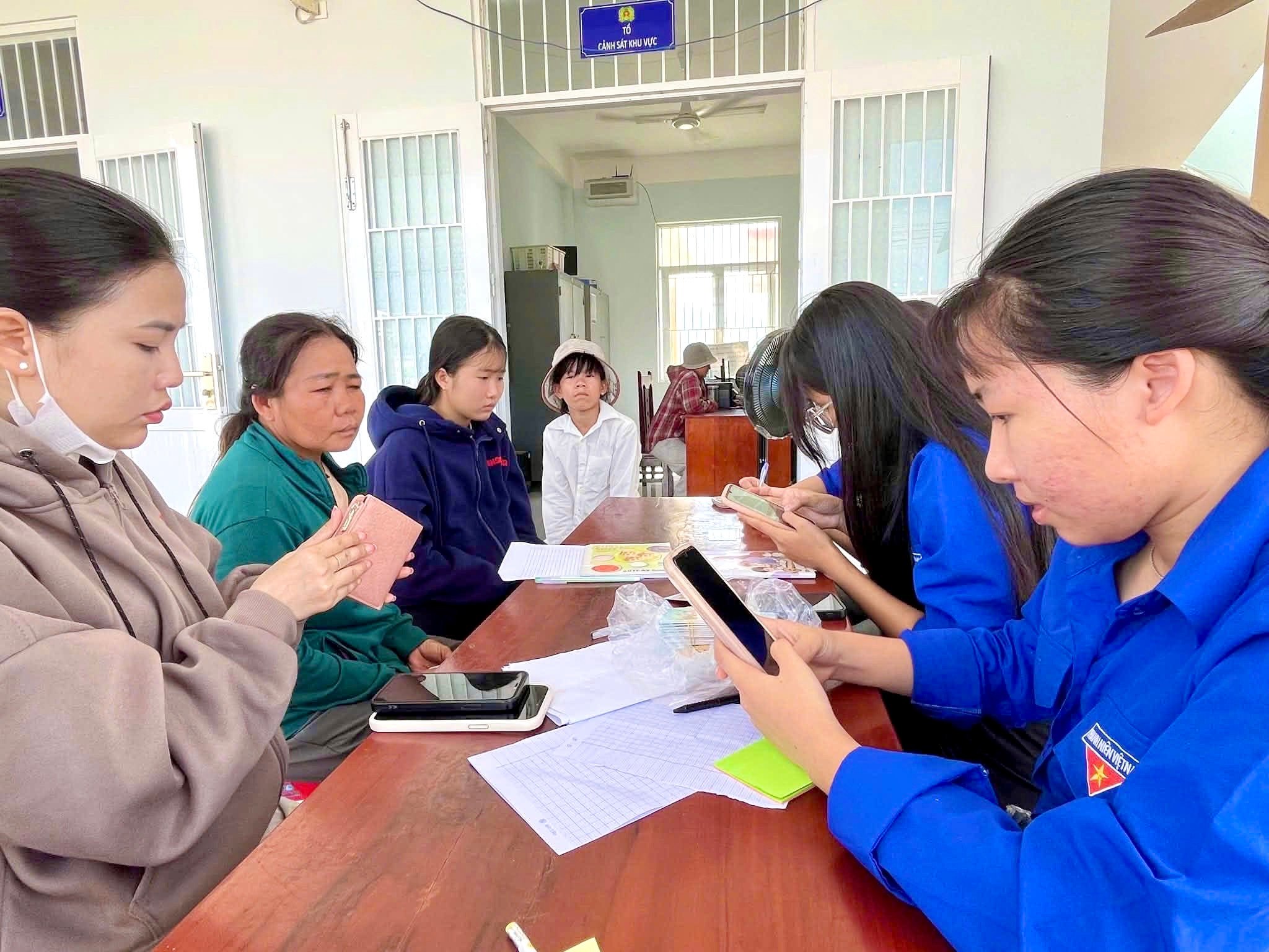 Đưa kỹ năng số đến gần người dân