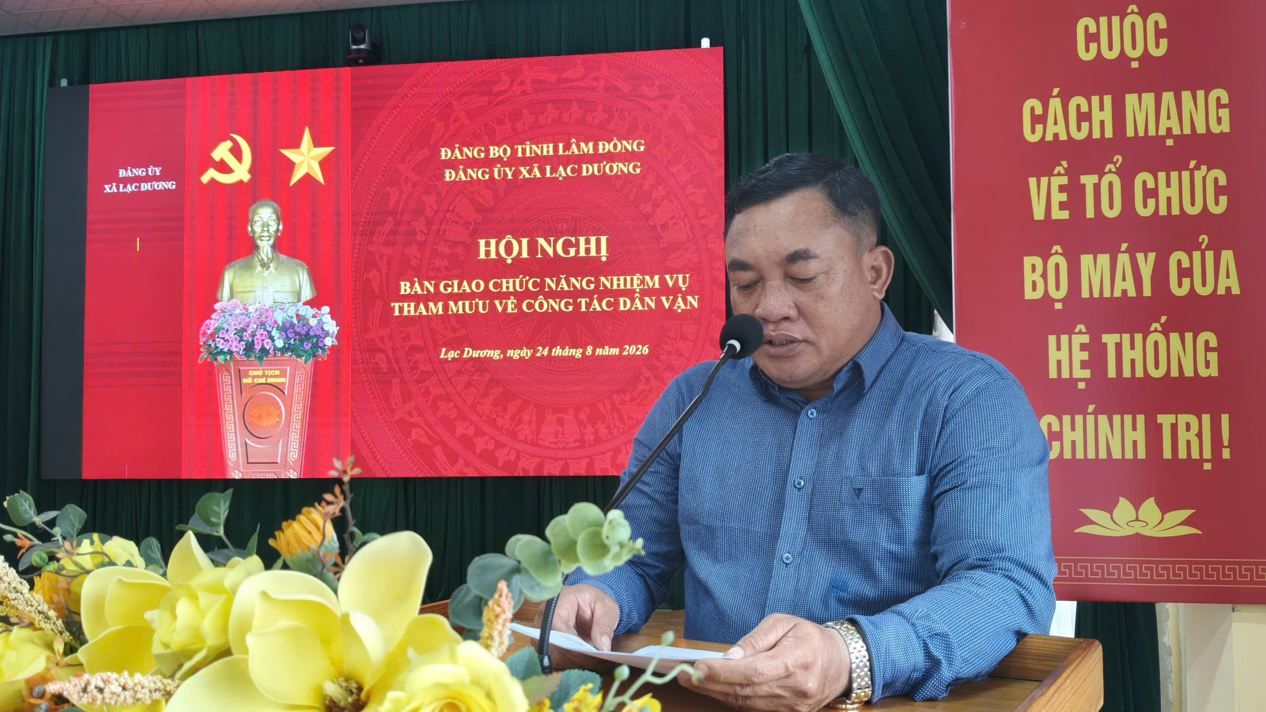 Ban Xây dựng Đảng và Ủy ban Mặt trận Tổ quốc Việt Nam xã tổ chức thành bàn giao chức năng, nhiệm vụ tham mưu về công tác dân vận