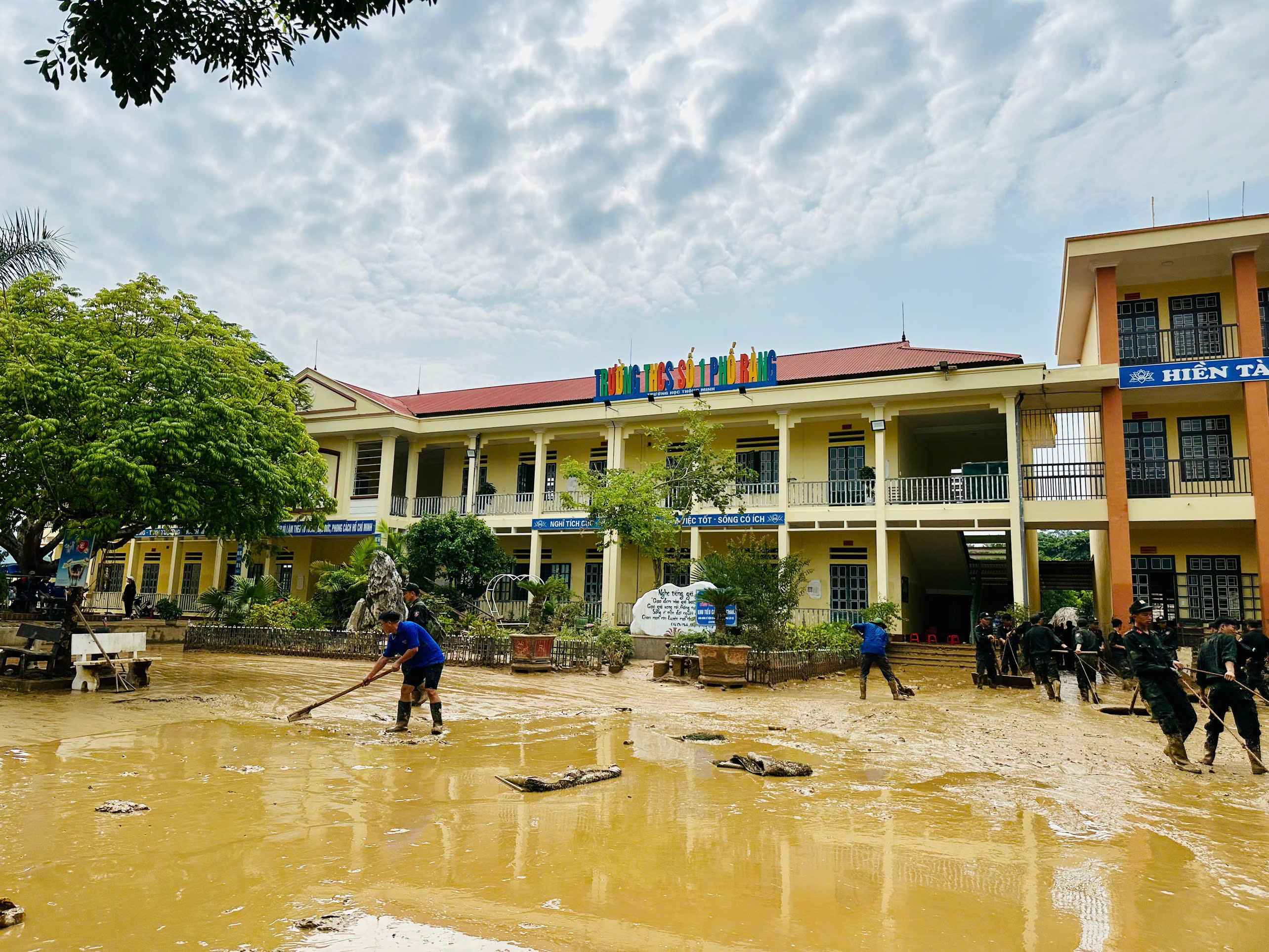 Thực hiện giải pháp dạy học linh hoạt, phù hợp với các trường ảnh hưởng bão lũ