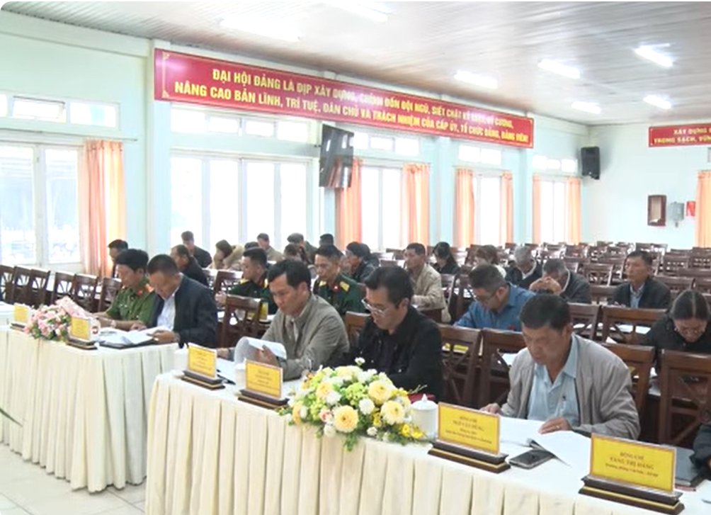 Họp Hội đồng Nghĩa vụ Quân sự phường xét duyệt các tiêu chuẩn công dân sẵn sàng nhập ngũ năm 2027