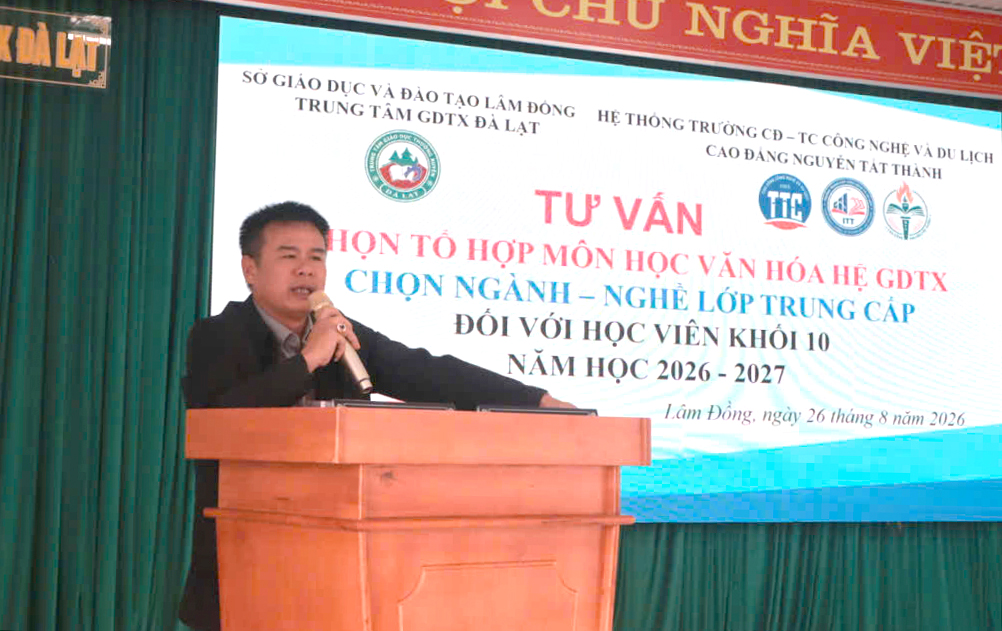 TRUNG TÂM GDTX ĐÀ LẠT TỔ CHỨC TẬP TRUNG VÀ TƯ VẤN ĐẦU NĂM HỌC 2026 - 2027 CHO HỌC VIÊN KHỐI 10